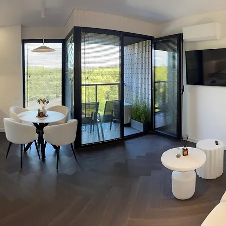 Vanagupe Sunrise דירה פלאנגה