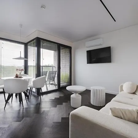 Vanagupe Sunrise דירה